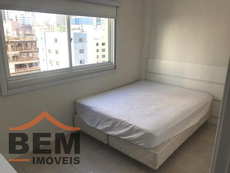 Apartamento para Locação com 4 quartos e 102m² no bairro Centro, em Balneário Camboriú: 15- DORMITÓRIO SUÍTE 