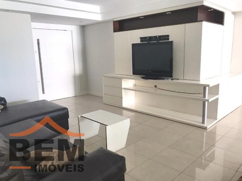 Apartamento para Locação com 4 quartos e 102m² no bairro Centro, em Balneário Camboriú: 04- SALA DE ESTAR 