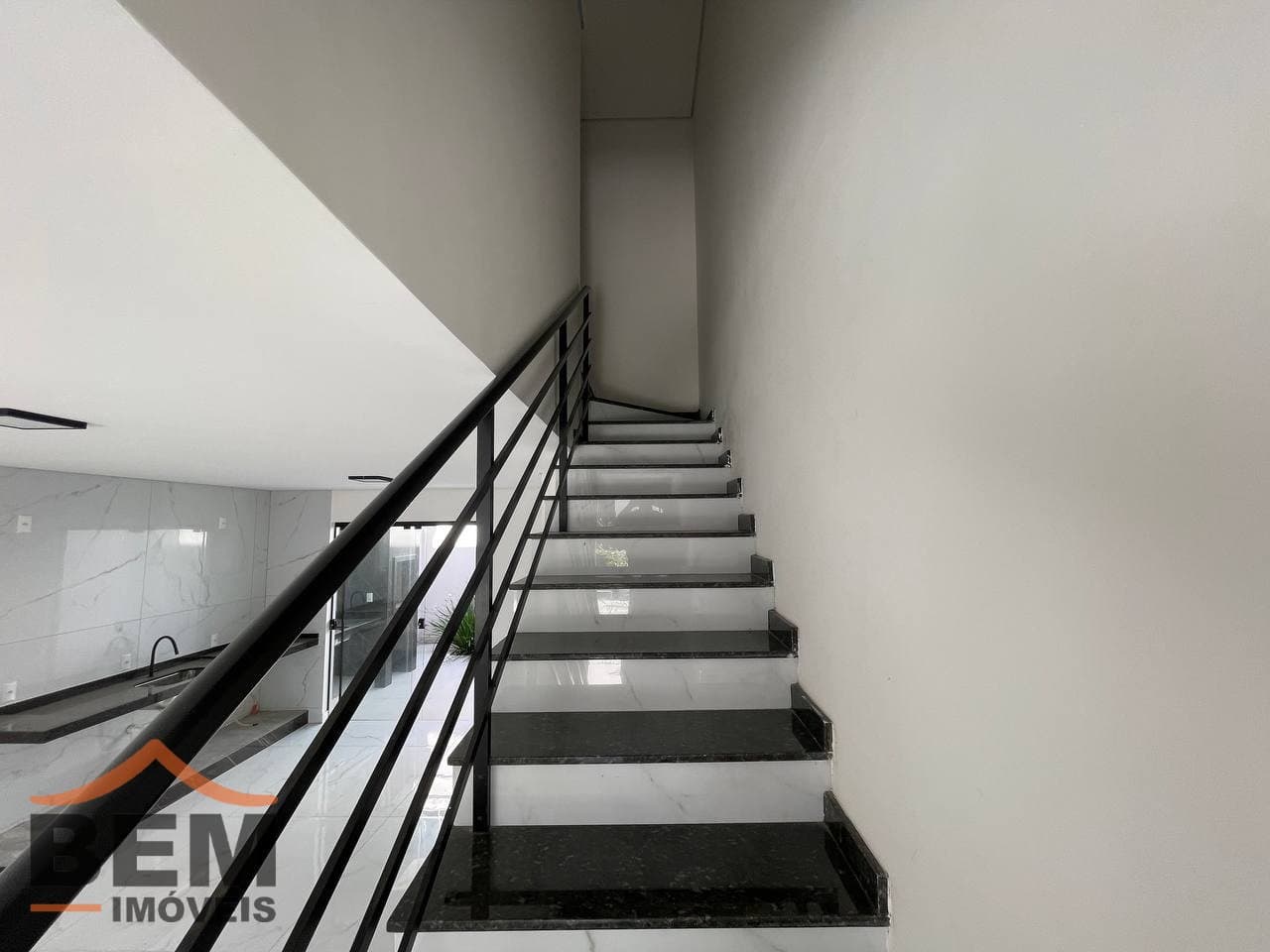 Casa para Venda com 3 quartos e 100m² no bairro Santa Regina Iv, em Camboriú