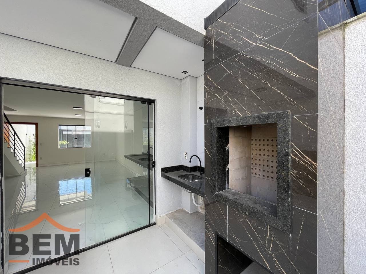 Casa para Venda com 3 quartos e 100m² no bairro Santa Regina Iv, em Camboriú