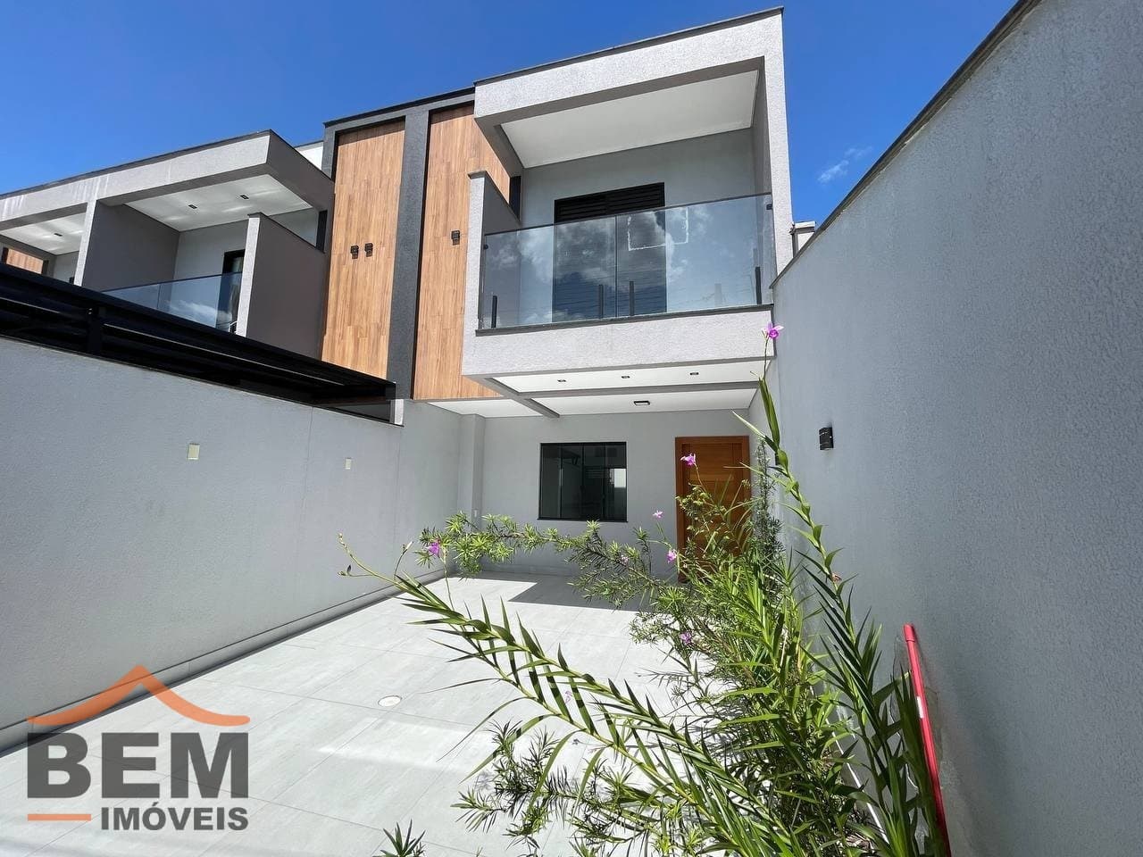 Casa para Venda com 3 quartos e 100m² no bairro Santa Regina Iv, em Camboriú