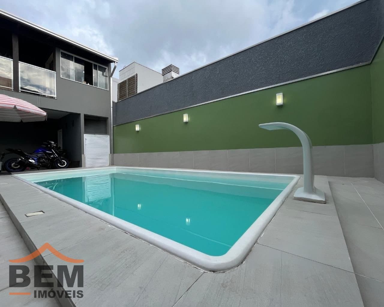 Casa para Venda com 4 quartos e 198m² no bairro São Judas, em Itajaí