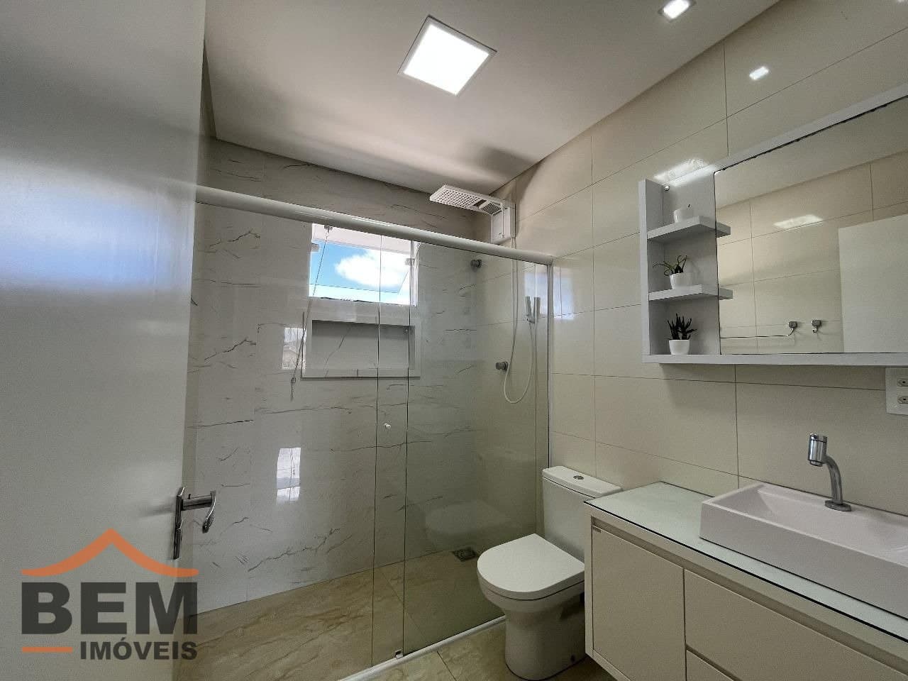 Casa para Venda com 4 quartos e 198m² no bairro São Judas, em Itajaí