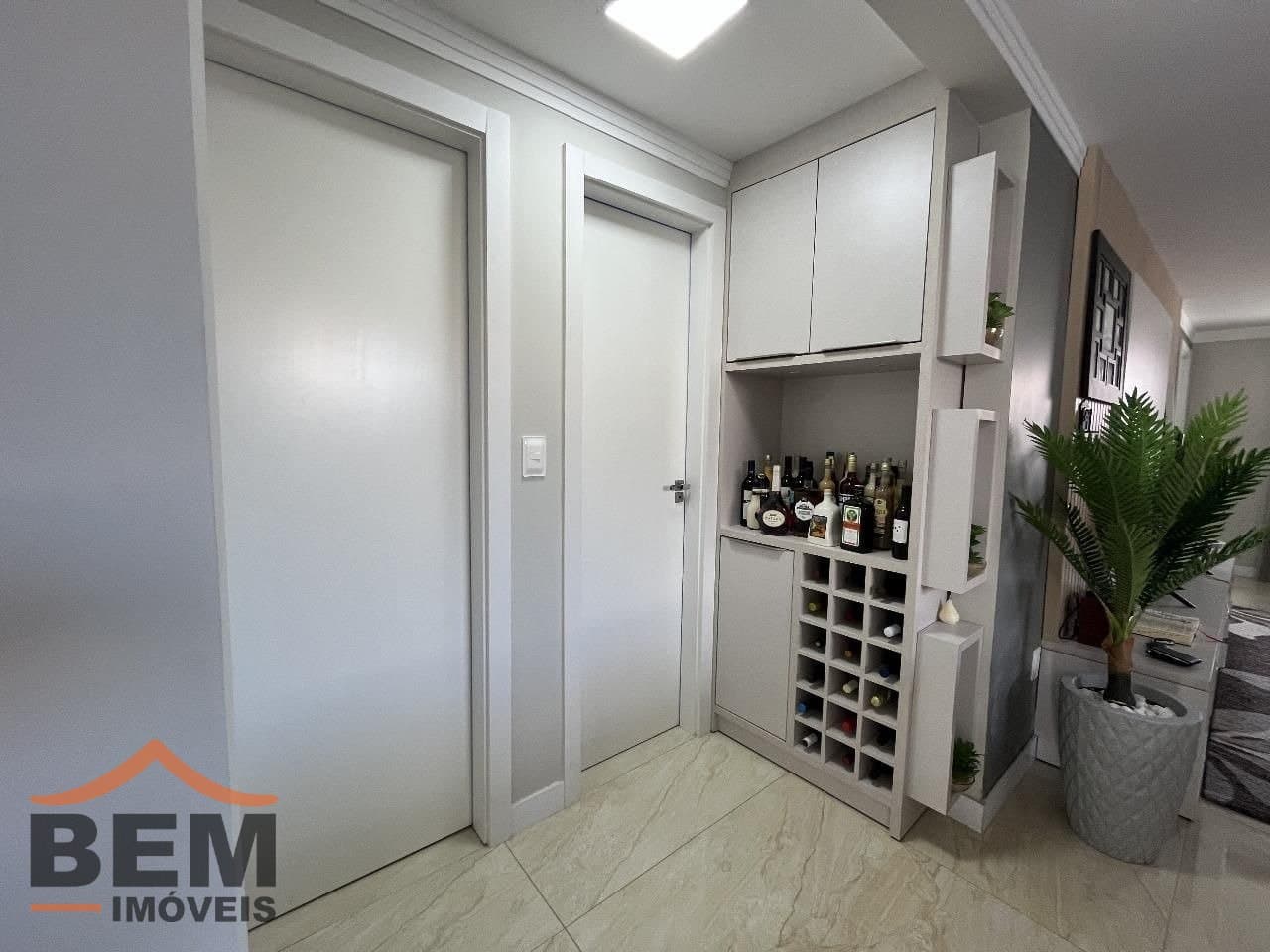 Casa para Venda com 4 quartos e 198m² no bairro São Judas, em Itajaí