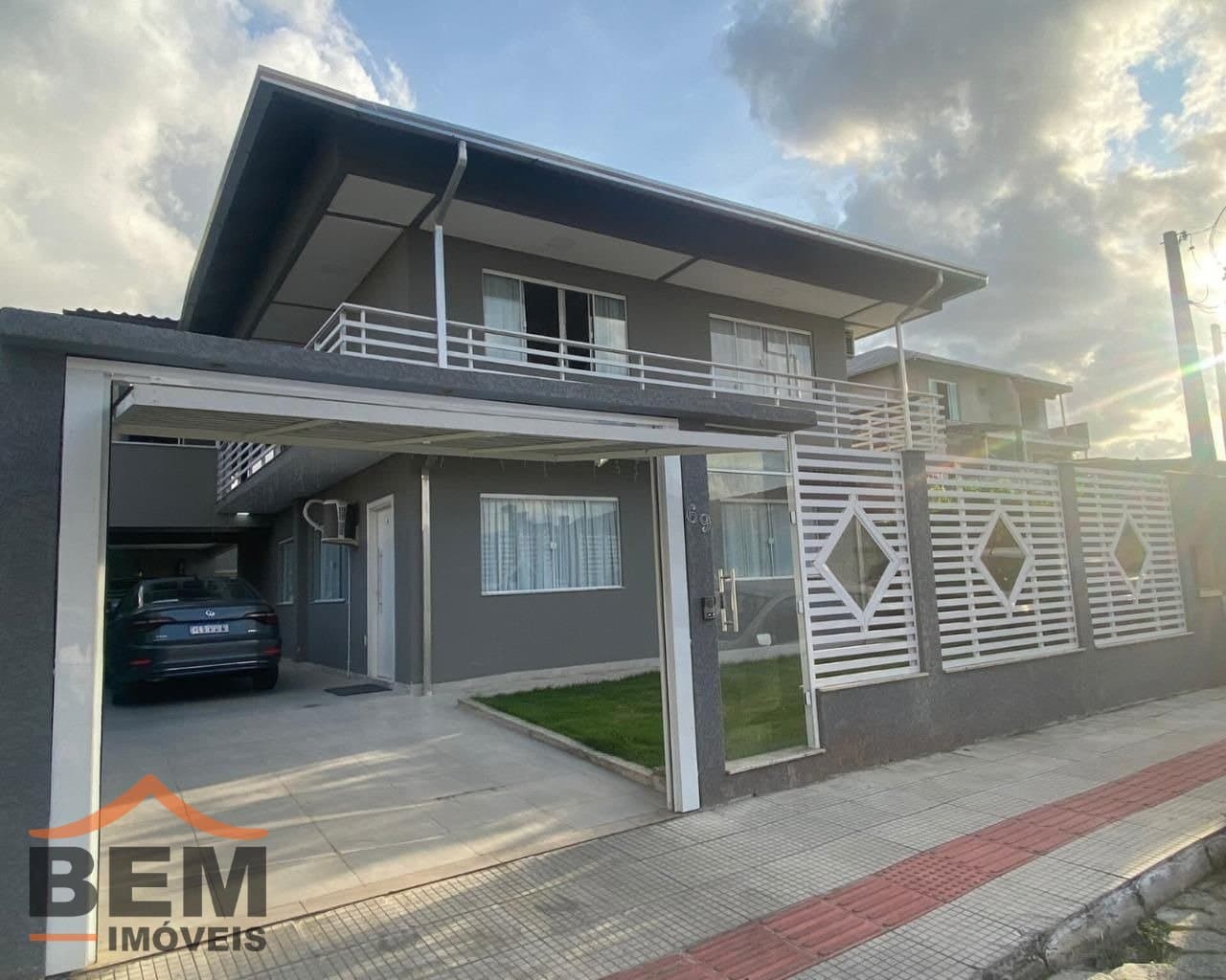 Casa para Venda com 4 quartos e 198m² no bairro São Judas, em Itajaí