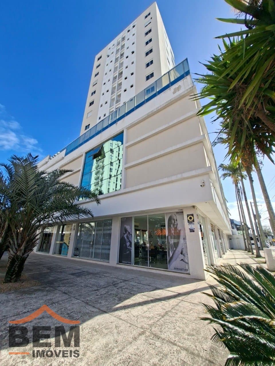 Apartamento para Venda com 3 quartos e 92m² no bairro São Judas, em Itajaí