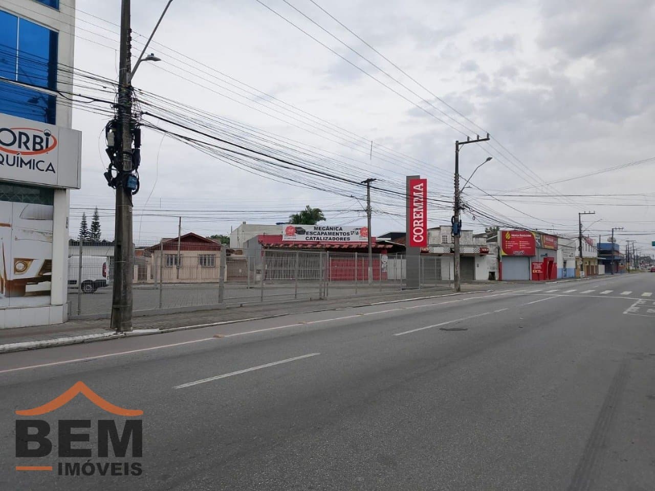 Casa comercial para Venda com 250m² no bairro Barra do Rio, em Itajaí