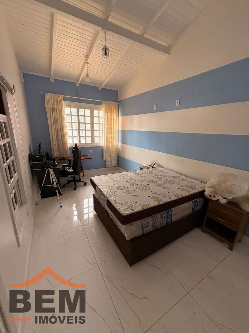 Casa para Venda com 3 quartos e 167m² no bairro Dom Bosco, em Itajaí