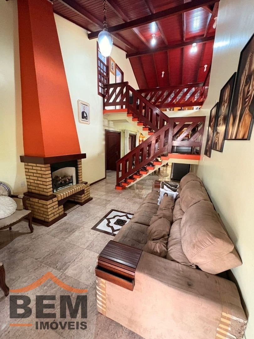 Casa para Venda com 3 quartos e 167m² no bairro Dom Bosco, em Itajaí