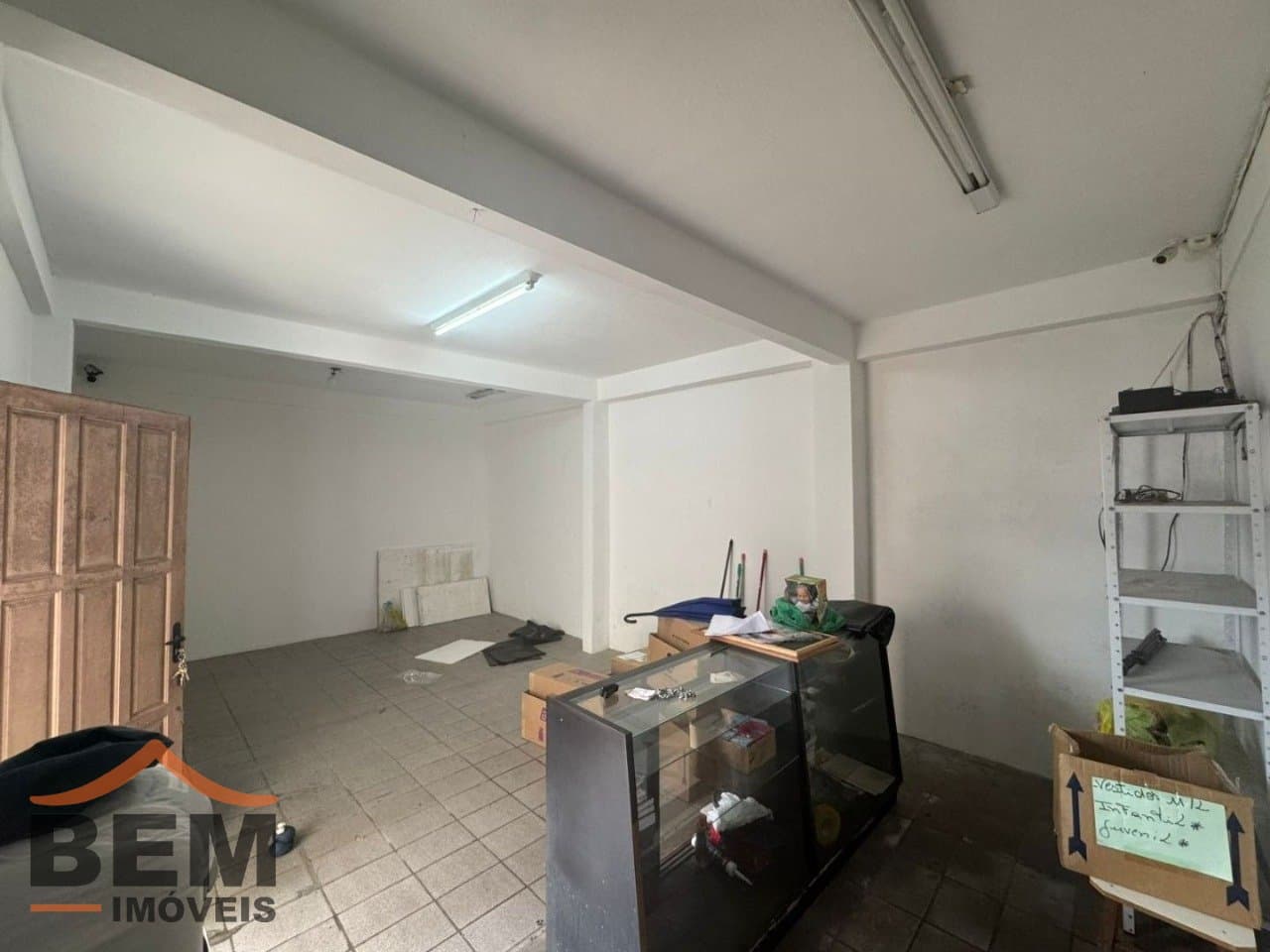 Prédio Comercial para Venda com 330m² no bairro Barra do Rio, em Itajaí