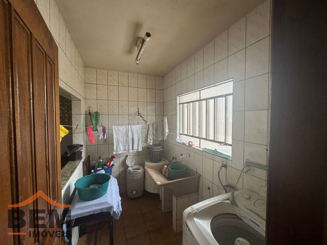 Prédio Comercial para Venda com 330m² no bairro Barra do Rio, em Itajaí