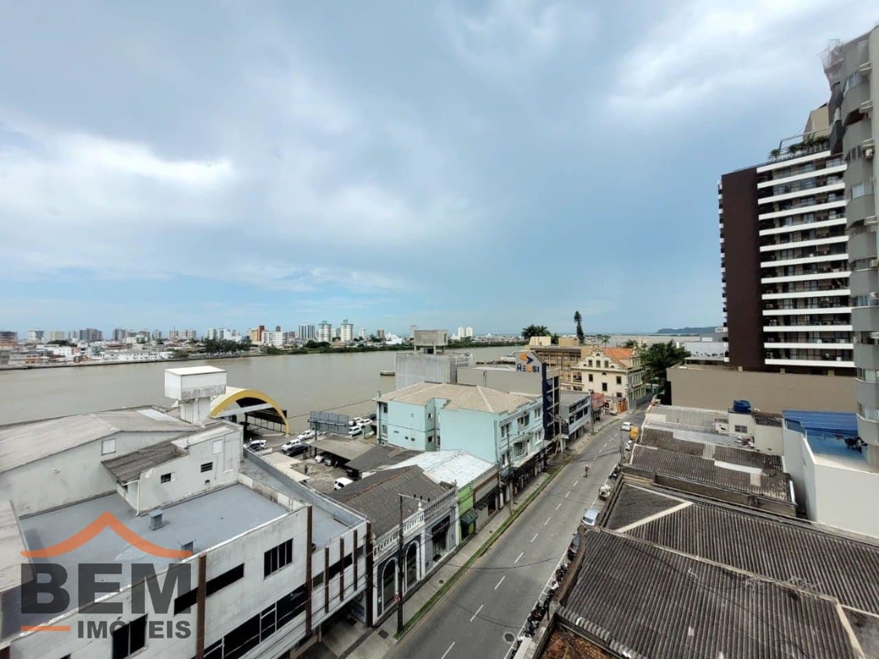 Sala Comercial para Locação com 20m² no bairro Centro, em Itajaí
