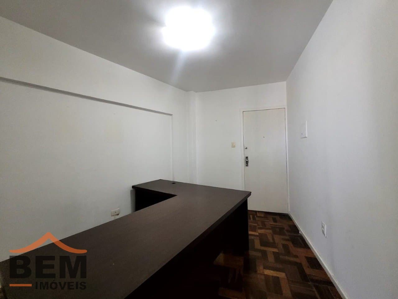 Sala Comercial para Locação com 20m² no bairro Centro, em Itajaí