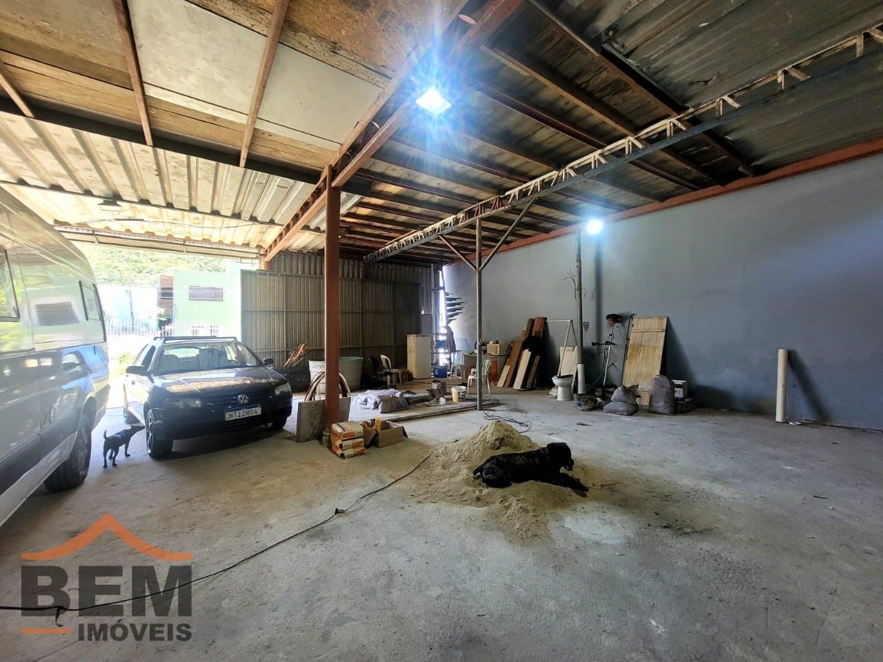 Galpão para Locação com 210m² no bairro Ressacada, em Itajaí