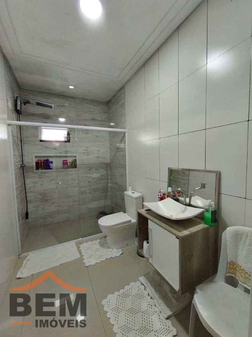 Casa para Venda com 3 quartos e 346m² no bairro São João, em Itajaí