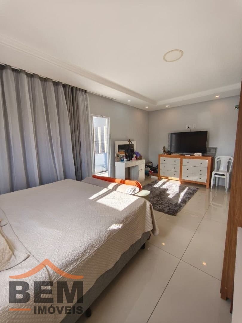 Casa para Venda com 3 quartos e 346m² no bairro São João, em Itajaí