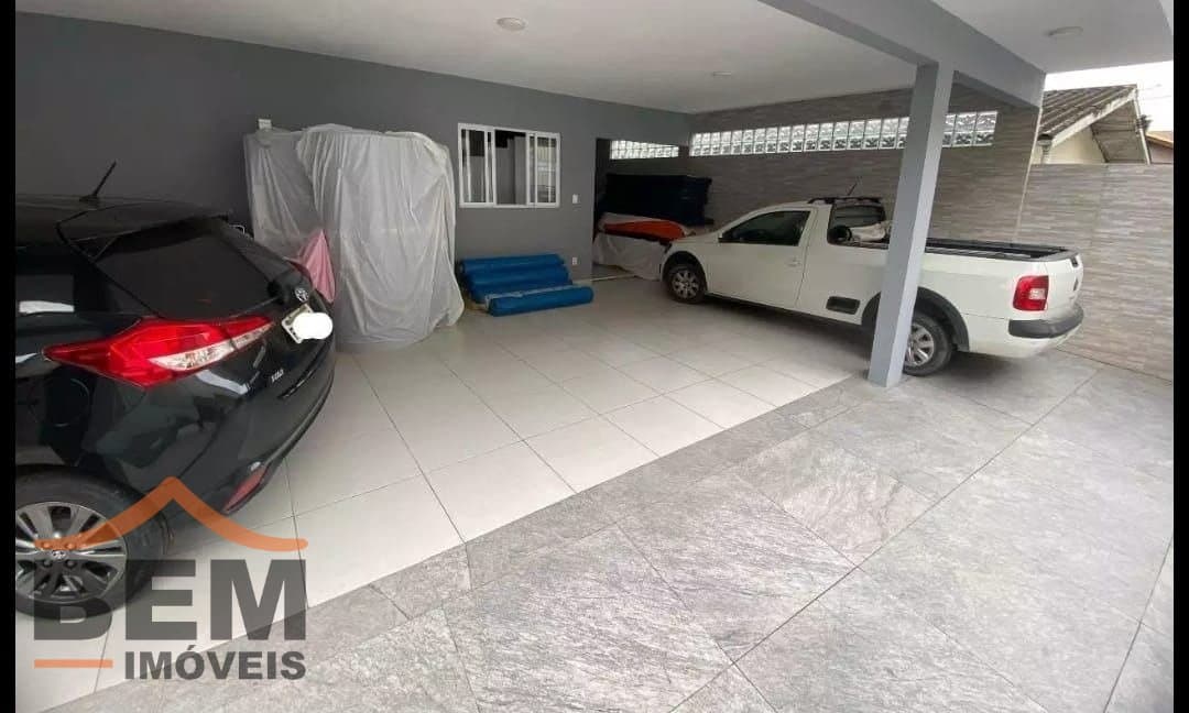 Casa para Venda com 3 quartos e 346m² no bairro São João, em Itajaí