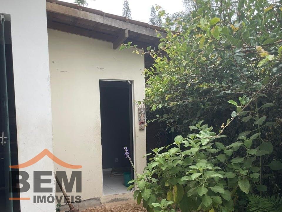 Casa para Venda com 2 quartos e 95m² no bairro Areias, em SC