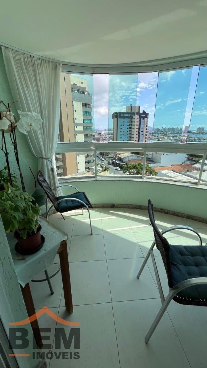 Apartamento para Venda com 3 quartos e 138m² no bairro Fazenda, em Itajaí