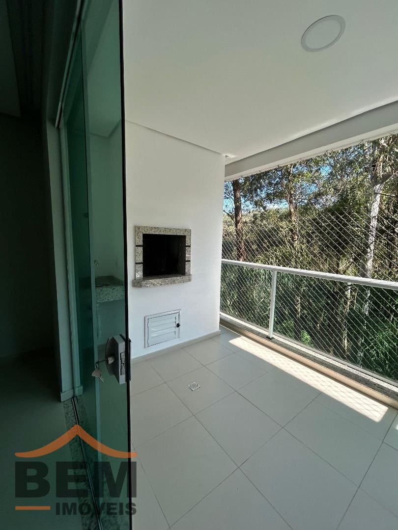 Apartamento para Venda com 3 quartos e 149m² no bairro Cabeçudas, em Itajaí