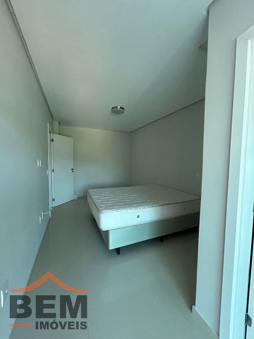 Apartamento para Venda com 3 quartos e 149m² no bairro Cabeçudas, em Itajaí