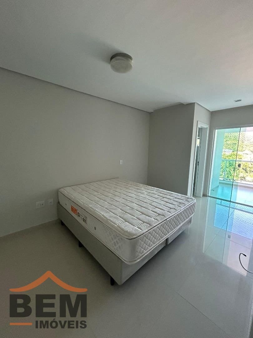 Apartamento para Venda com 3 quartos e 149m² no bairro Cabeçudas, em Itajaí