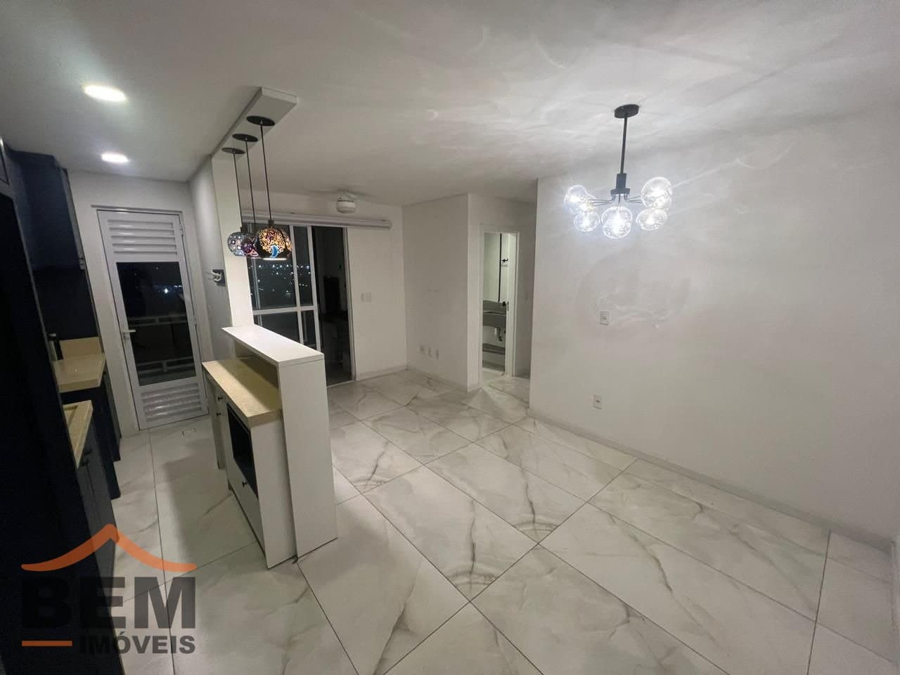 Apartamento para Venda com 2 quartos e 60m² no bairro Cordeiros, em Itajaí