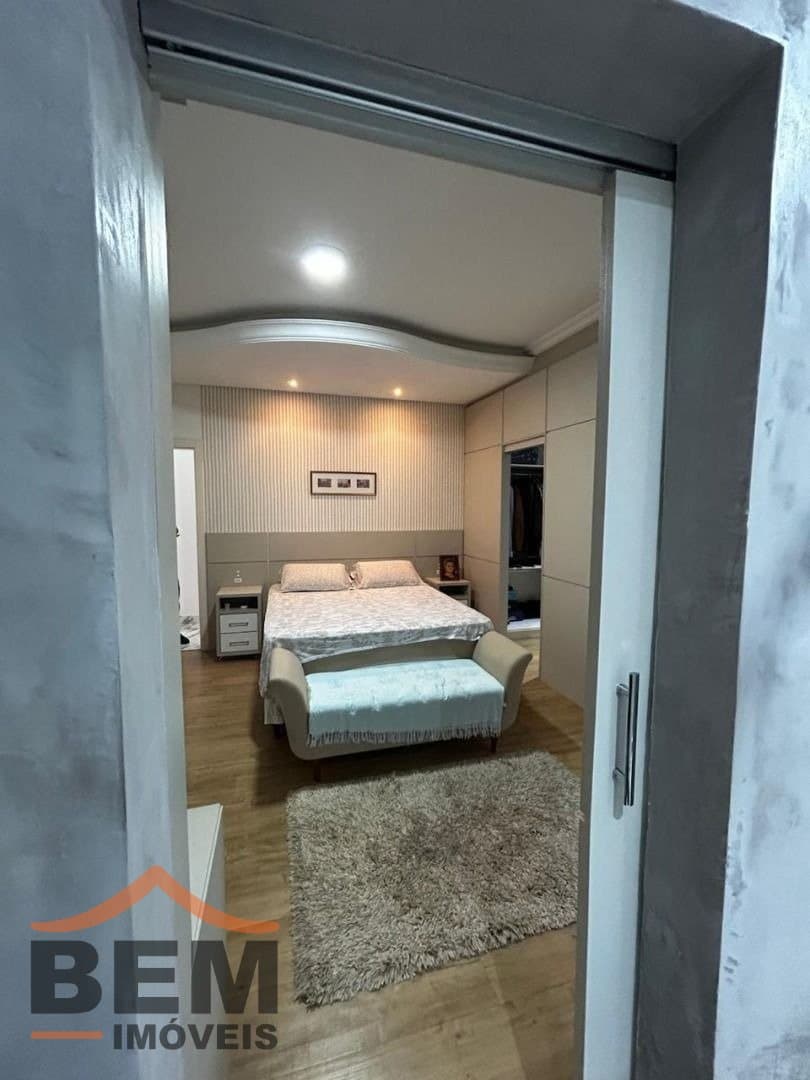 Casa para Venda com 3 quartos e 178m² no bairro Ressacada, em Itajaí
