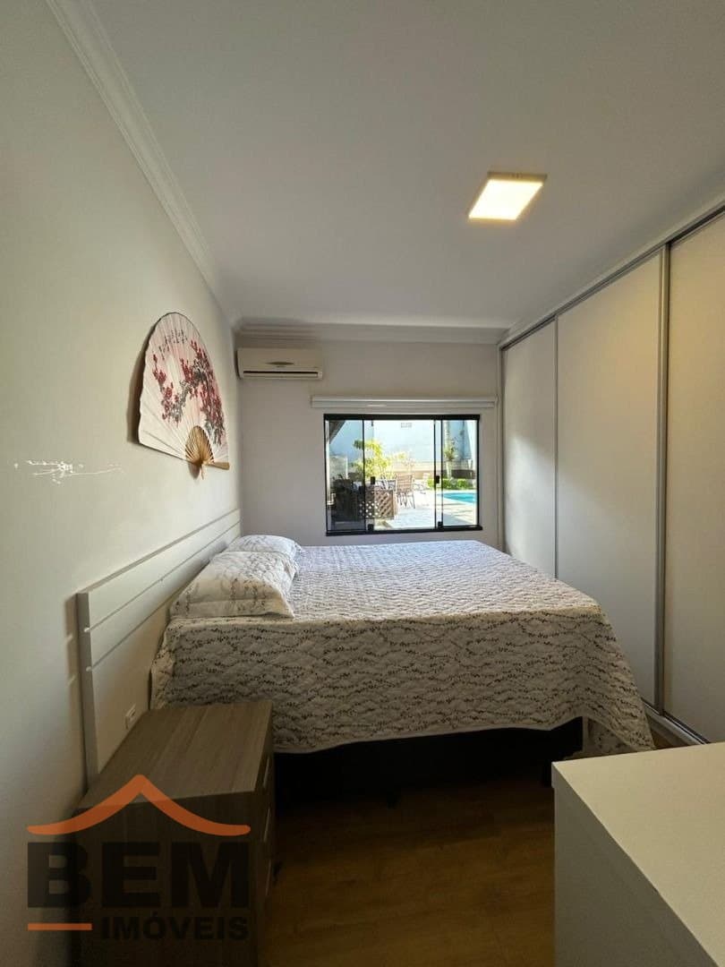 Casa para Venda com 3 quartos e 178m² no bairro Ressacada, em Itajaí