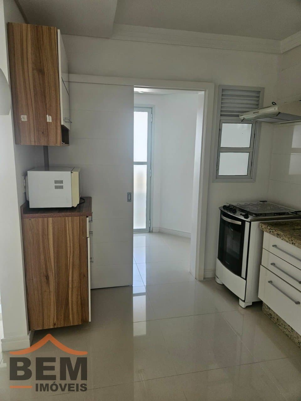 Apartamento para Venda com 3 quartos e 107m² no bairro Centro, em Balneário Camboriú