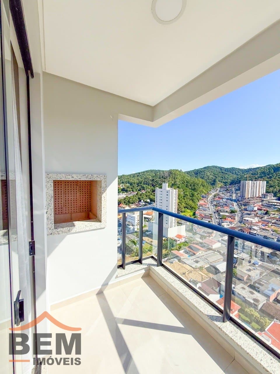 Apartamento para Venda com 2 quartos e 73m² no bairro Fazenda, em Itajaí