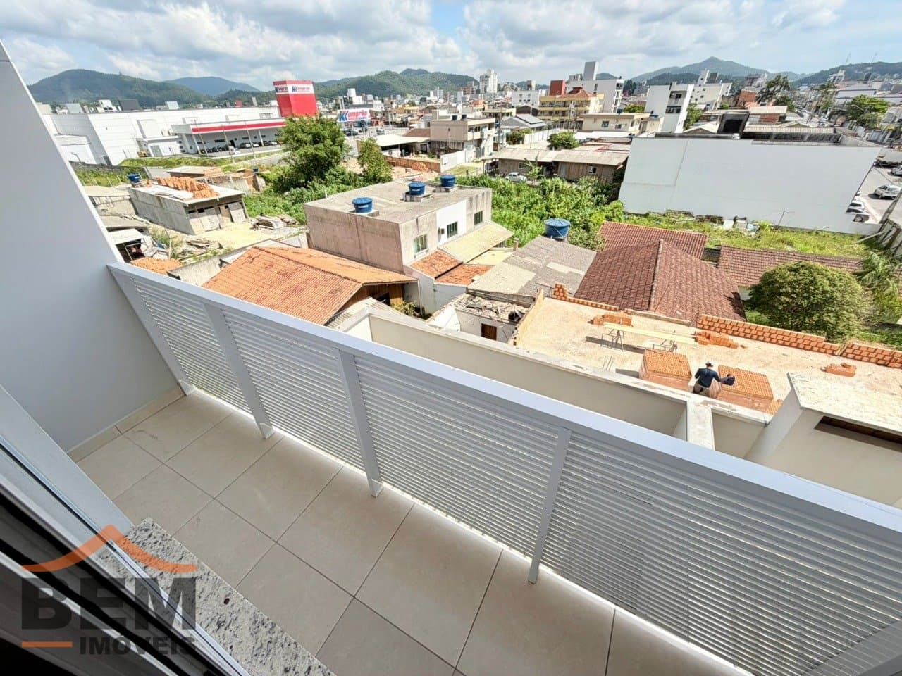 Apartamento para Venda com 2 quartos e 79m² no bairro Areias, em Camboriú