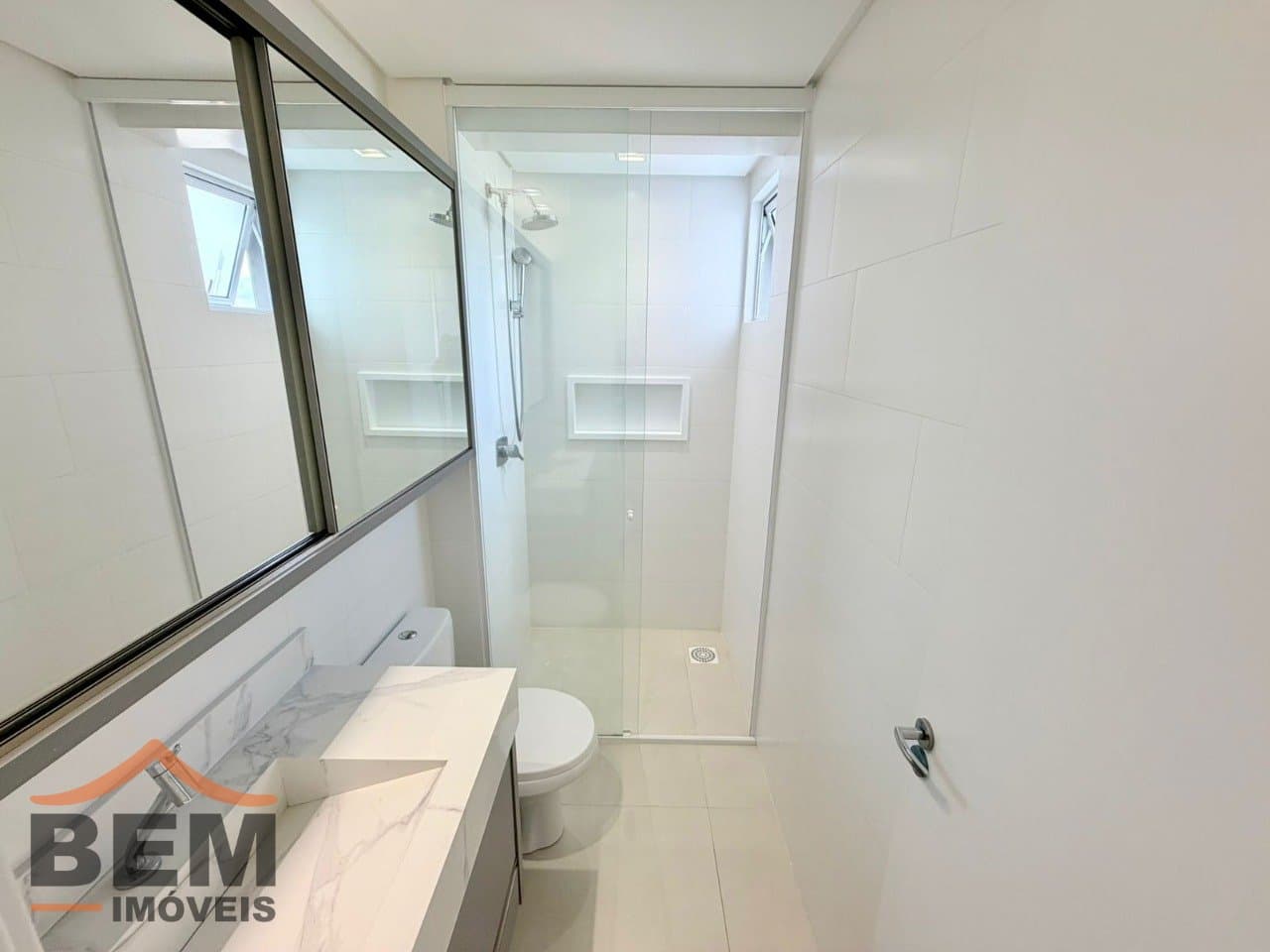 Apartamento para Venda com 2 quartos e 79m² no bairro Areias, em Camboriú