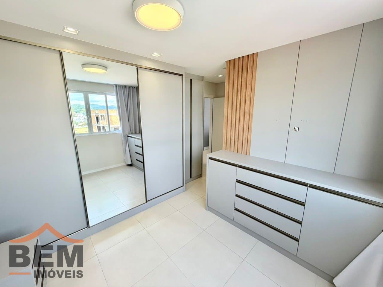 Apartamento para Venda com 2 quartos e 79m² no bairro Areias, em Camboriú