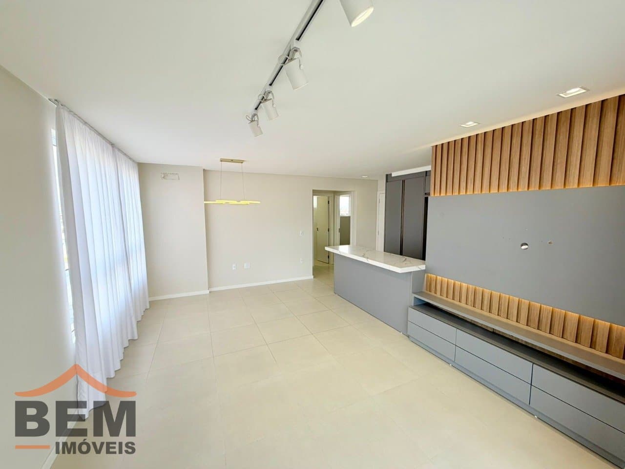 Apartamento para Venda com 2 quartos e 79m² no bairro Areias, em Camboriú