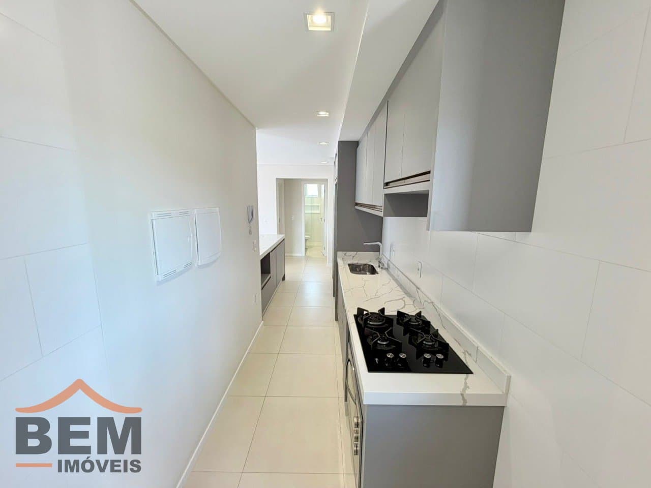 Apartamento para Venda com 2 quartos e 79m² no bairro Areias, em Camboriú