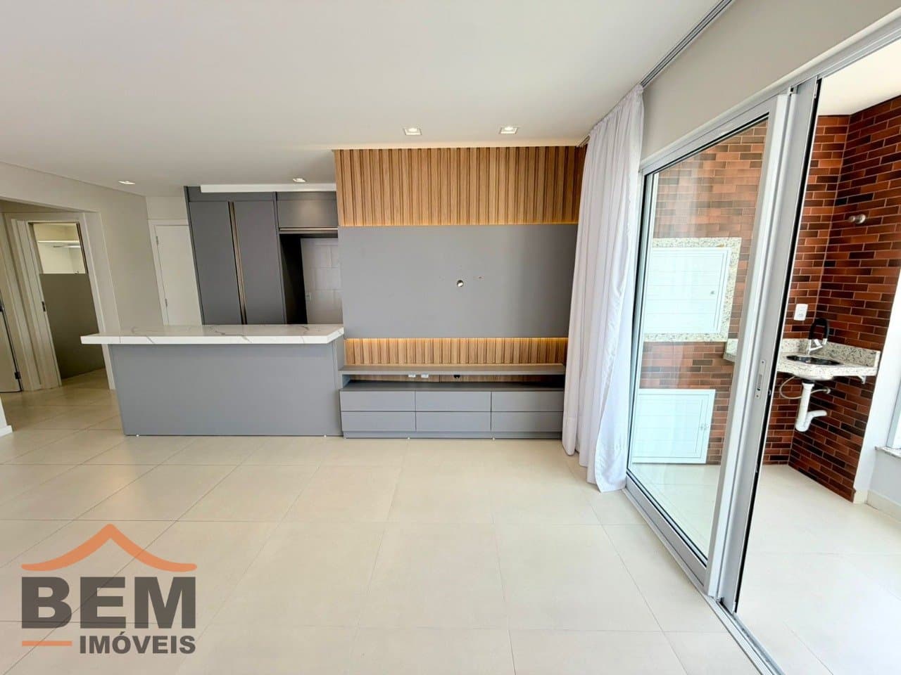 Apartamento para Venda com 2 quartos e 79m² no bairro Areias, em Camboriú