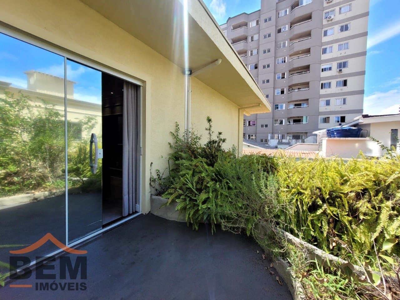 Sala Comercial para Locação com 60m² no bairro Centro, em Itajaí