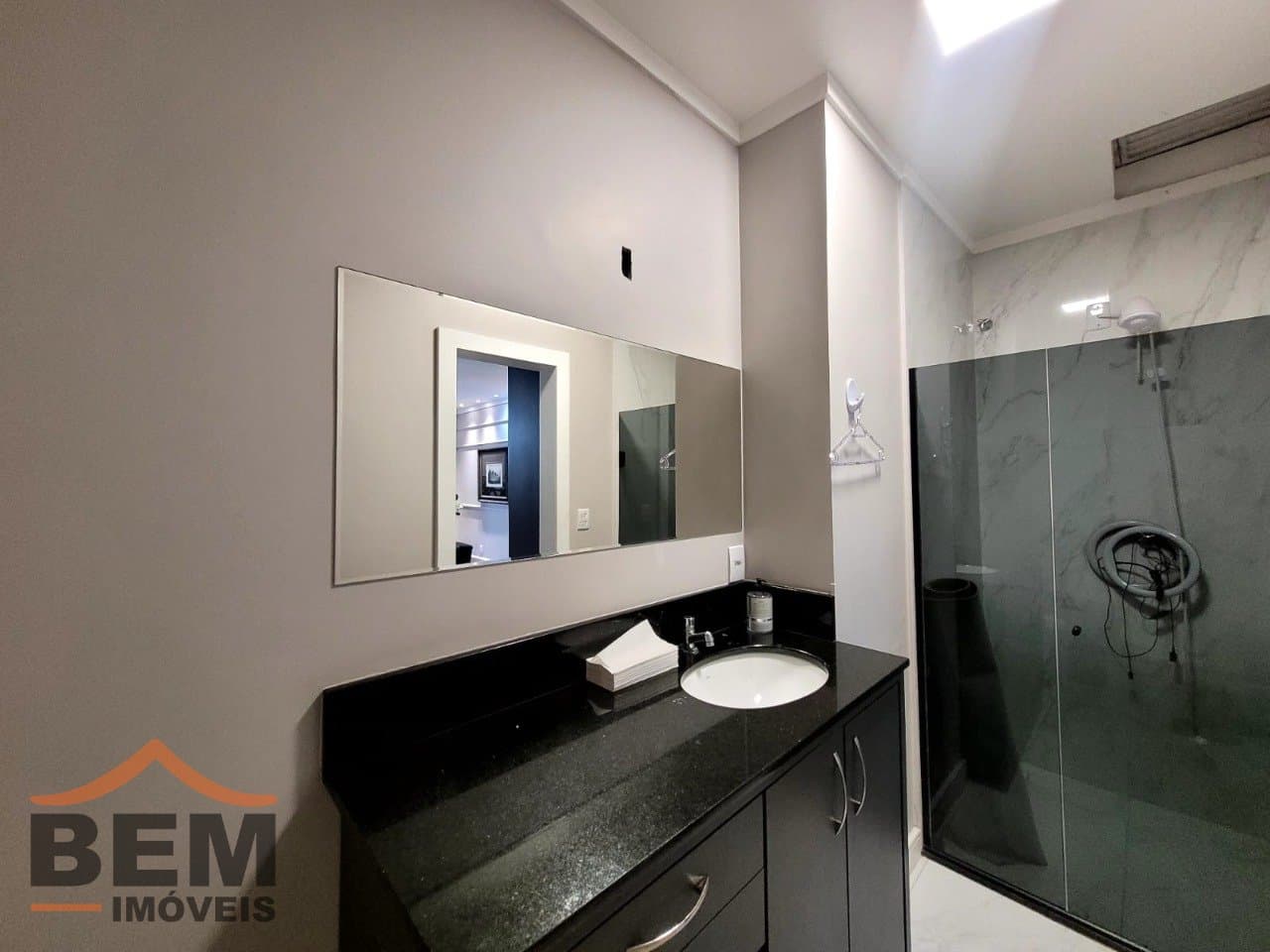 Sala Comercial para Locação com 60m² no bairro Centro, em Itajaí