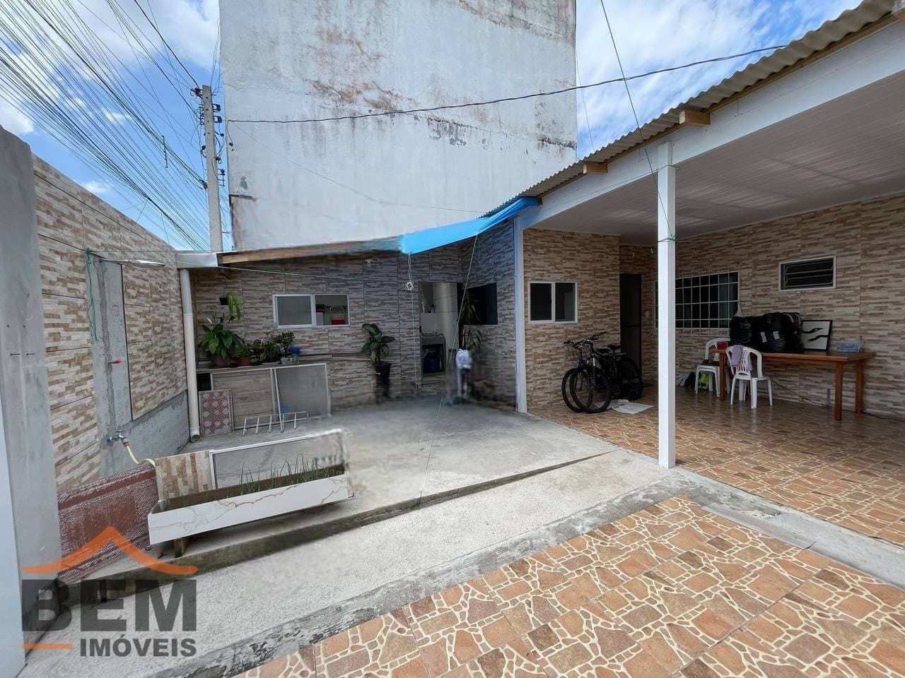 Casa para Venda com 2 quartos e 70m² no bairro Santa Regina, em Camboriú