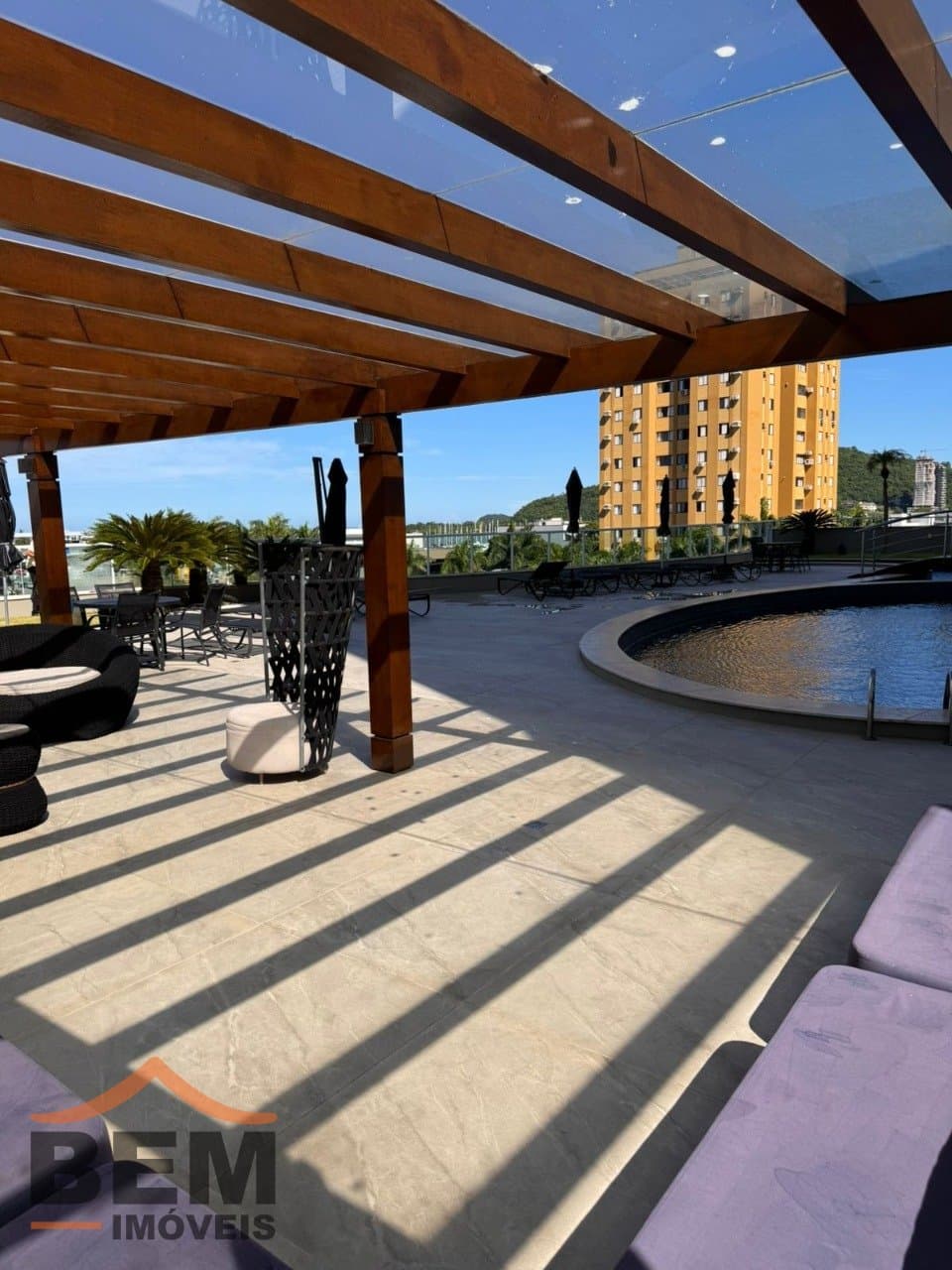 Apartamento para Venda com 3 quartos e 141m² no bairro Centro, em Itajaí