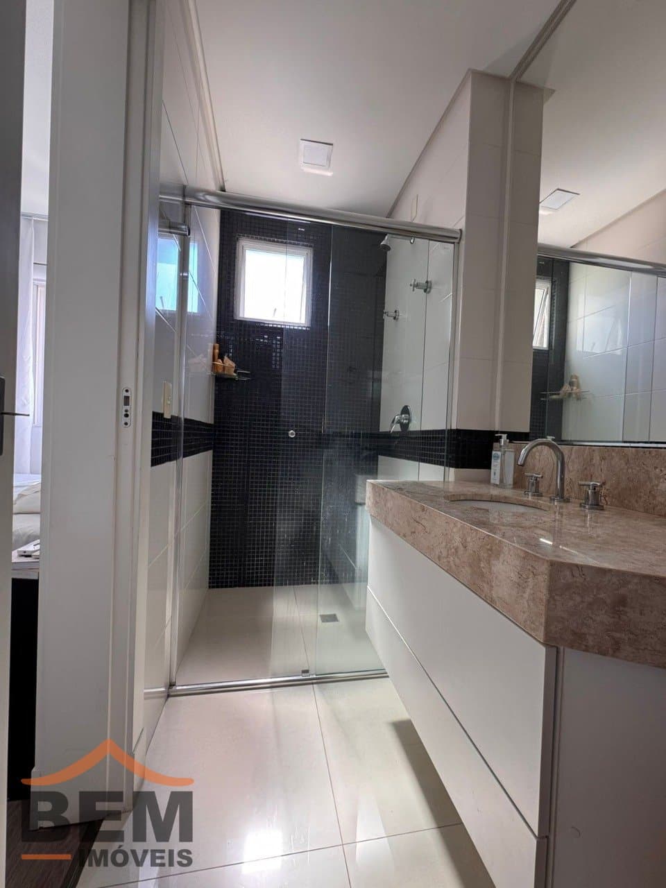 Apartamento para Venda com 3 quartos e 141m² no bairro Centro, em Itajaí