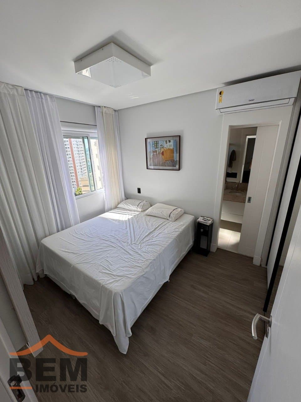 Apartamento para Venda com 3 quartos e 141m² no bairro Centro, em Itajaí