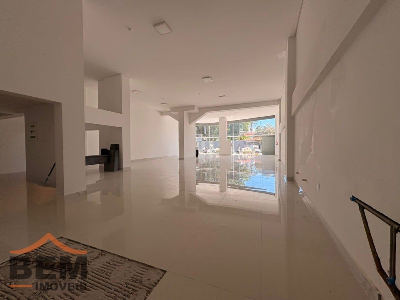 Sala Comercial para Locação com 288m² no bairro Centro, em Itajaí