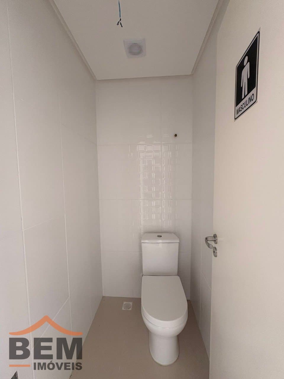 Sala Comercial para Locação com 47m² no bairro Centro, em Itajaí
