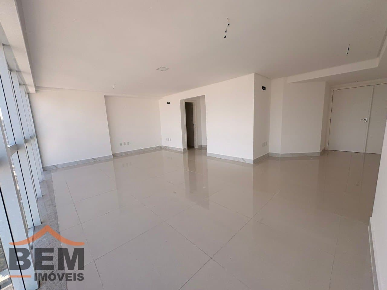 Sala Comercial para Locação com 47m² no bairro Centro, em Itajaí