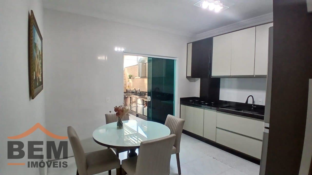 Casa para Venda com 2 quartos e 80m² no bairro Rio Pequeno, em Camboriú