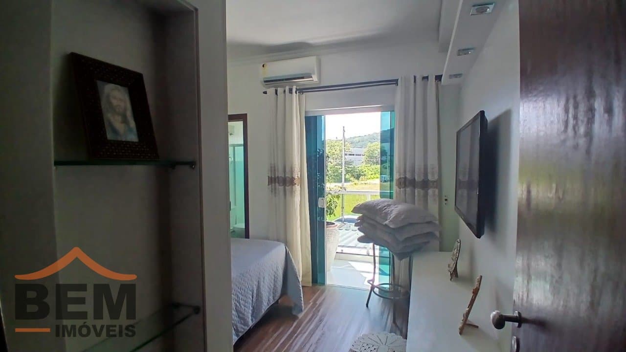 Casa para Venda com 2 quartos e 80m² no bairro Rio Pequeno, em Camboriú
