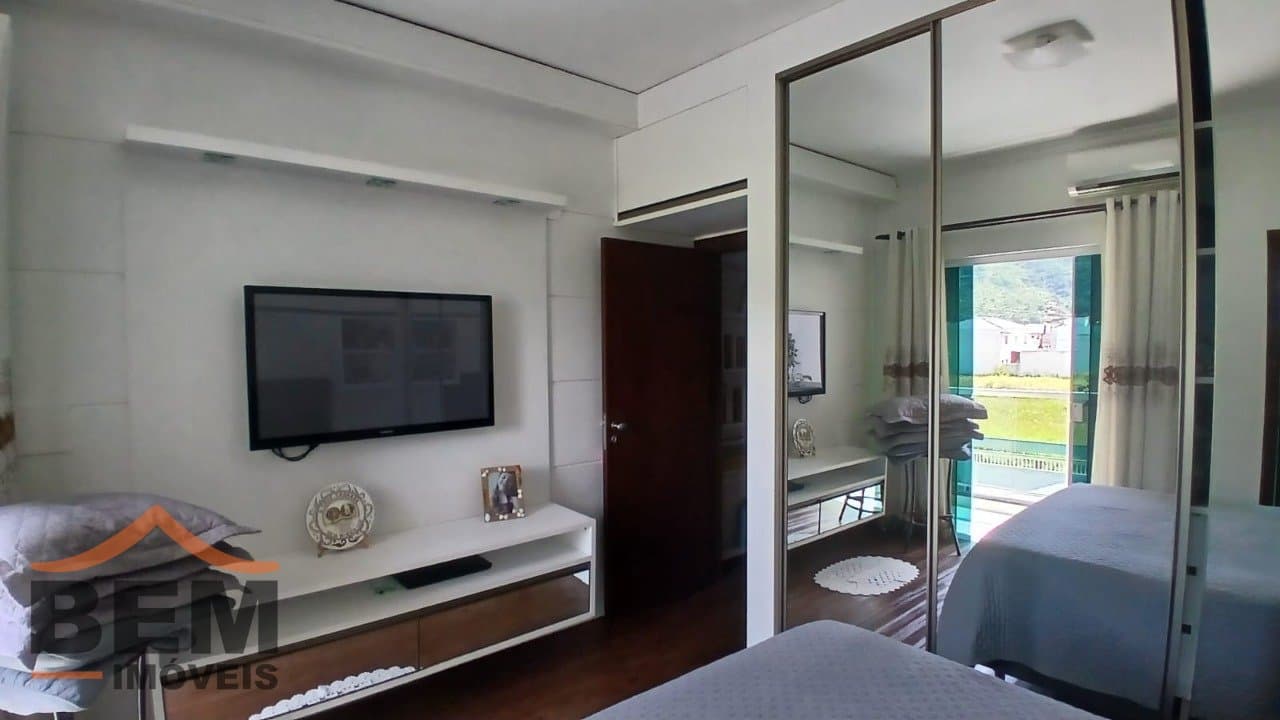 Casa para Venda com 2 quartos e 80m² no bairro Rio Pequeno, em Camboriú