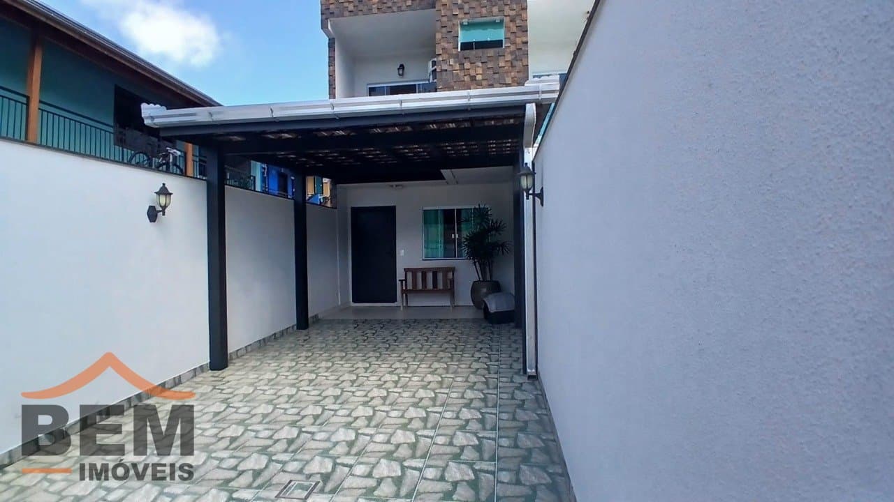 Casa para Venda com 2 quartos e 80m² no bairro Rio Pequeno, em Camboriú